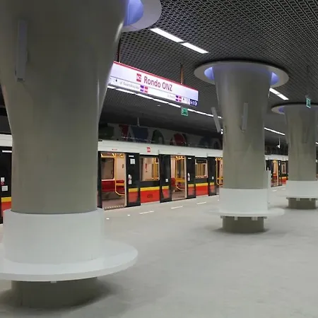 24h Check In, Aircon- Free Public Pool-fitness-sauna 公寓 *