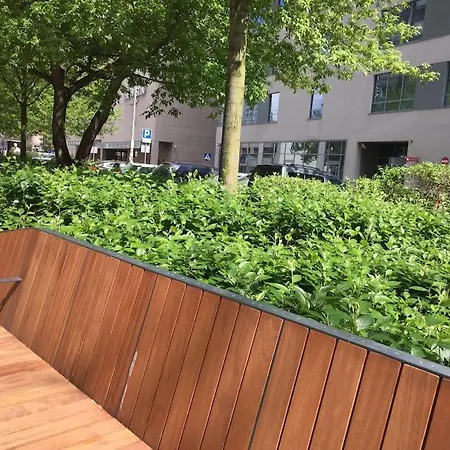 24h Check In, Aircon- Free Public Pool-fitness-sauna Daire