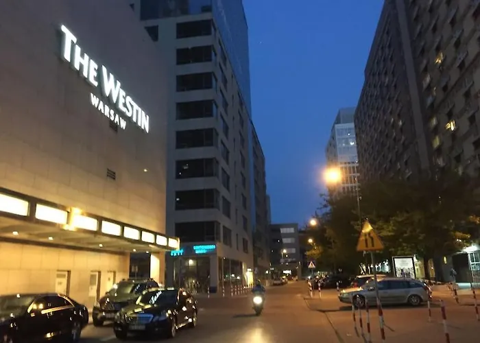 24h Check In, Aircon- Free Public Pool-fitness-sauna Apartamento *