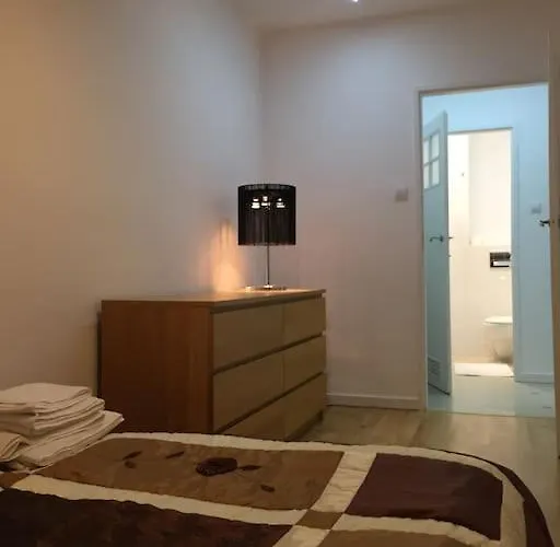 24h Check In, Aircon- Free Public Pool-fitness-sauna Varsovia