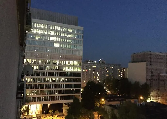 24h Check In, Aircon- Free Public Pool-fitness-sauna