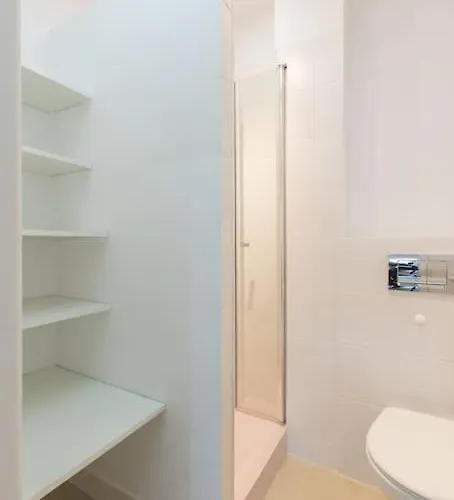 24h Check In, Aircon- Free Public Pool-fitness-sauna Apartamento *