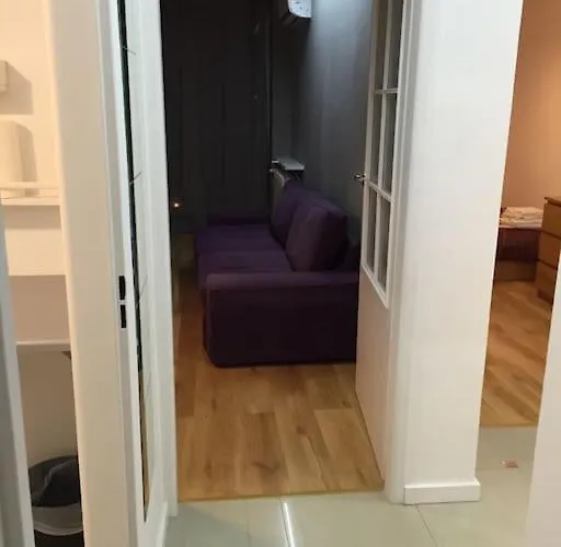 24h Check In, Aircon- Free Public Pool-fitness-sauna Varsovia